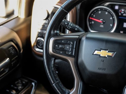 Used 2022 Chevrolet Silverado 2500 High Country w/ Safety Package II image 14