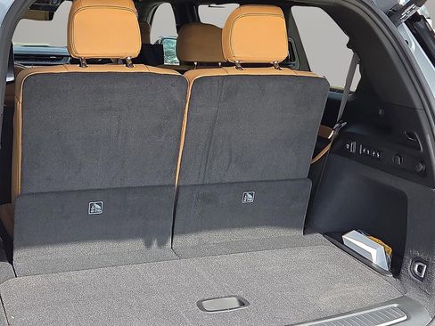 New 2026 Jeep Grand Cherokee L Summit image 8