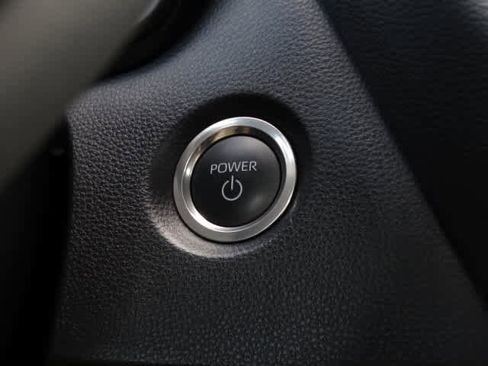 Certified 2025 Toyota Corolla SE image 30