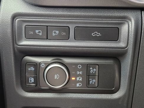 Used 2022 Ford F150 Platinum w/ Equipment Group 701A High AWD/4WD image 22
