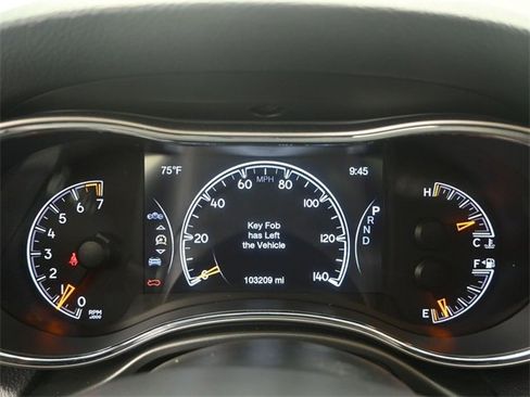 Used 2020 Jeep Grand Cherokee Limited w/ Luxury Group II image 7