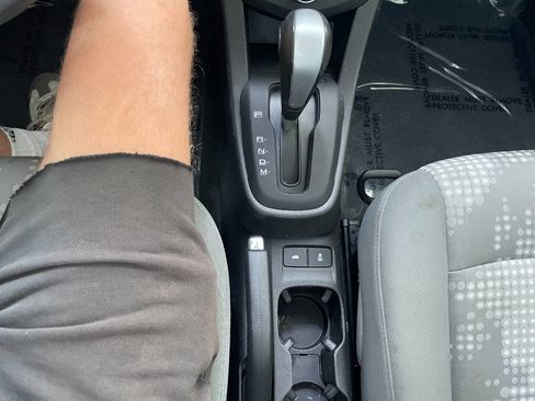 Used 2020 Chevrolet Sonic LS image 34