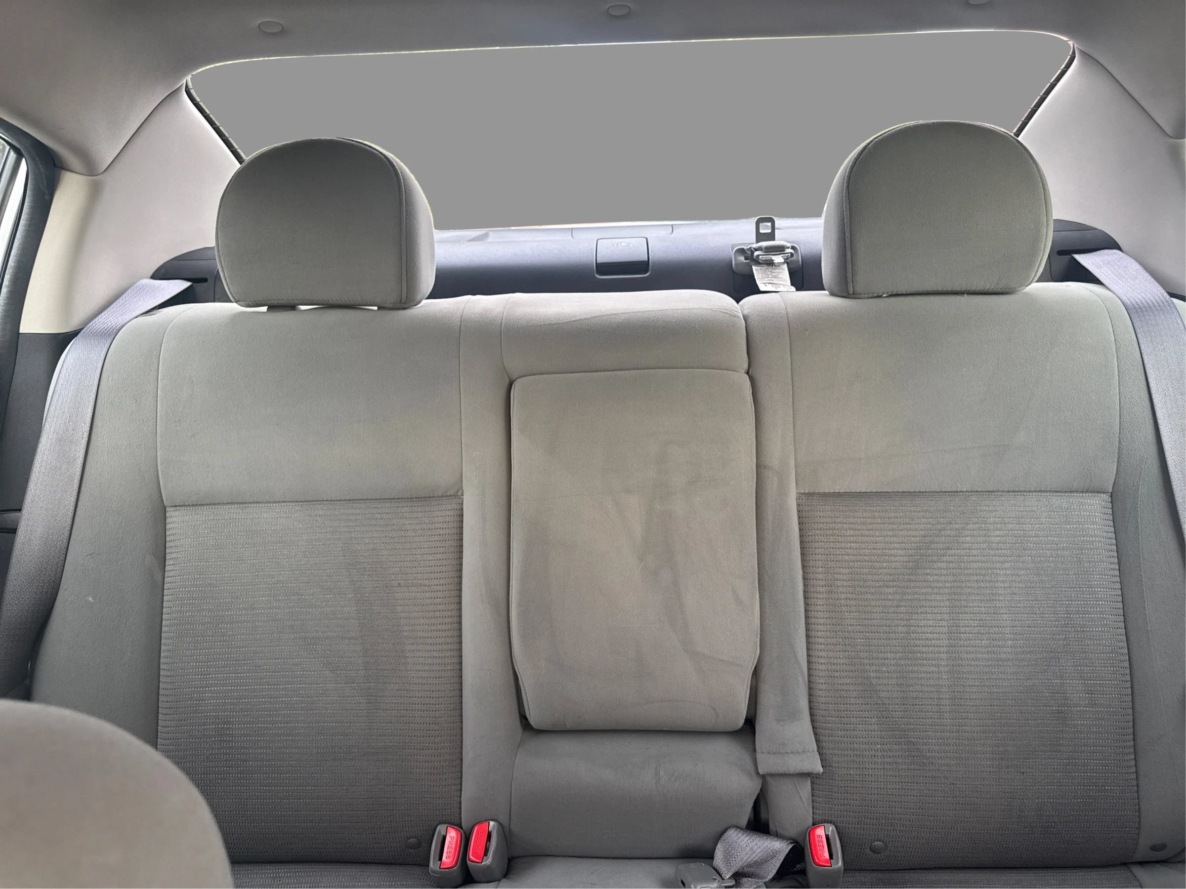 Used 2012 Nissan Sentra 2.0 S FWD image 17