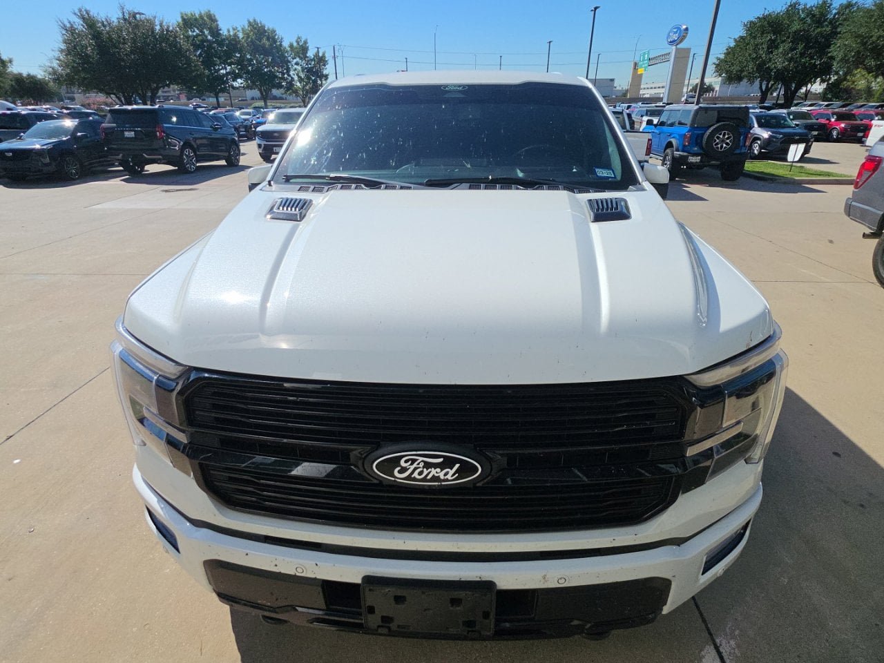 Used 2024 Ford F150 Platinum w/ Equipment Group 702A High AWD/4WD image 3
