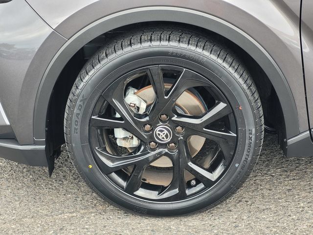 Certified 2021 Toyota C-HR Nightshade FWD image 11