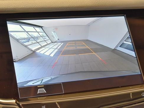 Used 2024 Cadillac XT6 Premium Luxury w/ LPO, Floor Liner Package AWD/4WD image 33