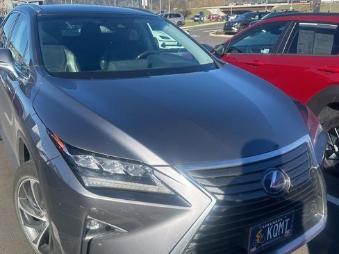 Used 2017 Lexus RX 450h AWD image 2