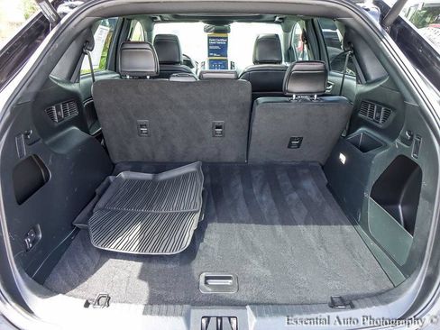 Used 2022 Ford Edge ST-Line w/ Class II Trailer Tow Package AWD/4WD image 23