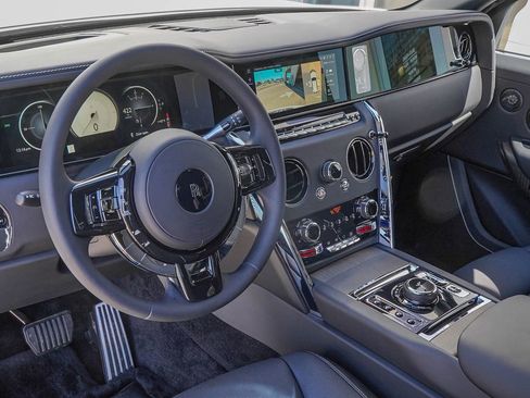 New 2026 Rolls-Royce Cullinan image 18