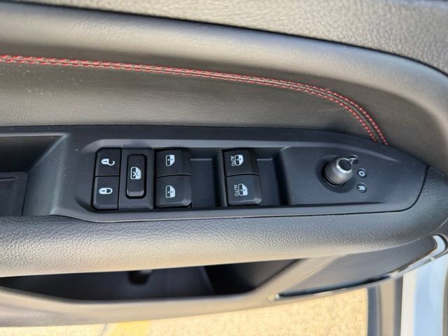 Used 2026 Jeep Compass Trailhawk AWD/4WD image 54