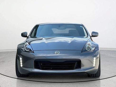 Used 2020 Nissan 370Z Coupe RWD image 4