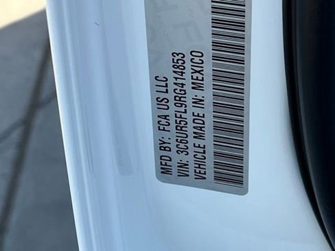 Used 2024 RAM 2500 Laramie w/ Safety Group AWD/4WD image 36