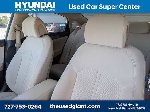 Used 2016 Hyundai Sonata SE image 7