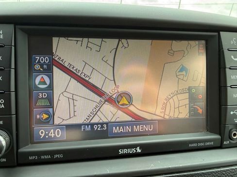 Used 2012 Chrysler Town & Country Touring-L w/ Entertainment Group #2 image 10