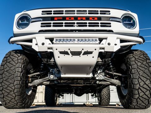 New 2025 Ford Bronco Heritage Edition image 10