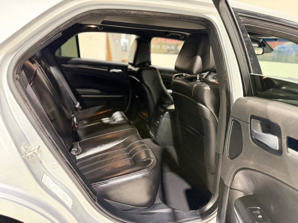 Used 2023 Chrysler 300 S RWD image 12