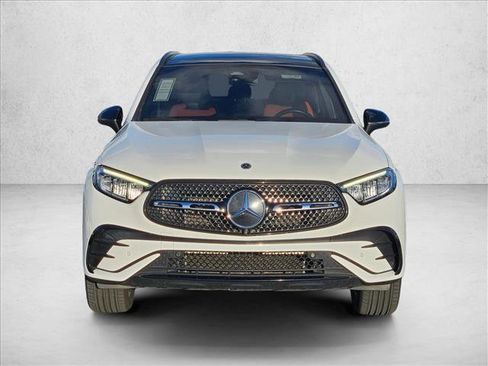 Certified 2023 Mercedes-Benz GLC 300 4MATIC image 2