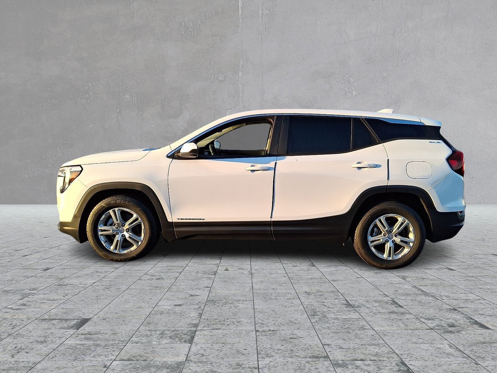Certified 2023 GMC Terrain SLE FWD image 7
