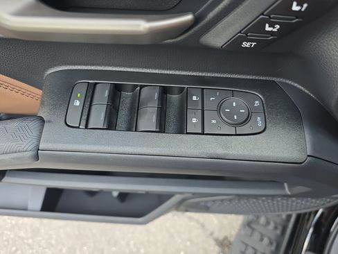 New 2026 Toyota 4Runner Limited AWD/4WD image 29