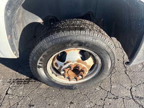 Used 2008 Chevrolet Silverado 3500 W/T image 17