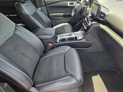 Used 2023 Ford Explorer ST w/ ST Street Pack RWD image 11