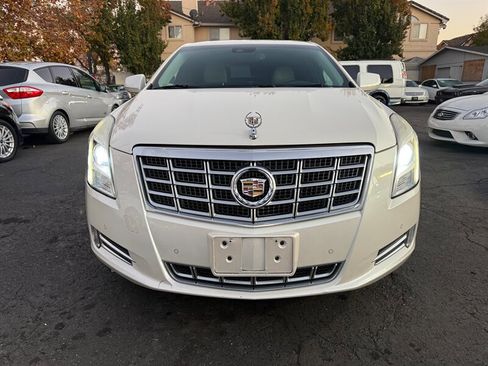 Used 2013 Cadillac XTS Premium image 2
