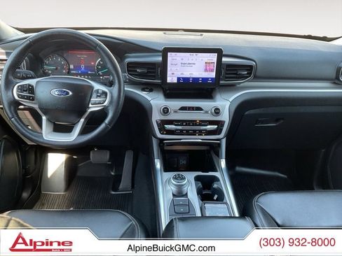 Used 2023 Ford Explorer XLT w/ Equipment Group 202A AWD/4WD image 10