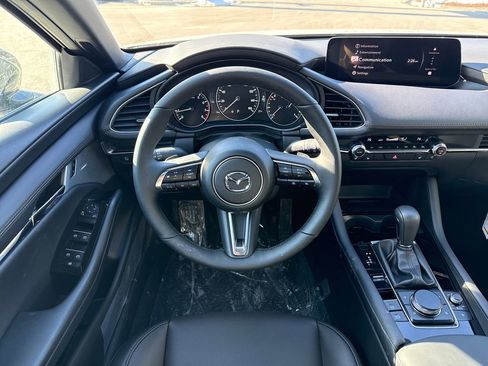 New 2026 MAZDA MAZDA3 Hatchback w/Premium Plus Pkg image 15