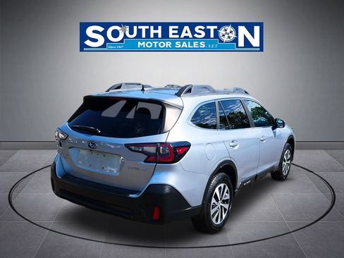 Used 2020 Subaru Outback Premium AWD/4WD image 6