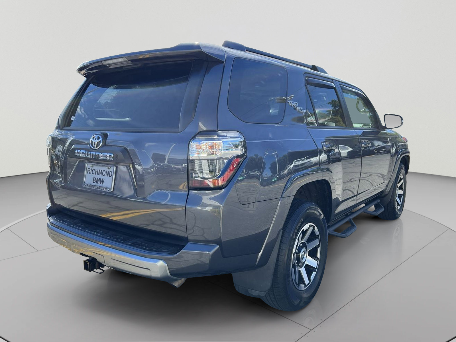 Used 2021 Toyota 4Runner TRD Off-Road Premium w/ Moonroof Package AWD/4WD image 5