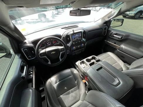 Used 2021 Chevrolet Silverado 1500 LT w/ Convenience Package II AWD/4WD image 16
