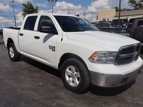 Used 2022 RAM 1500 Classic SLT w/ Electronics Group AWD/4WD image 1