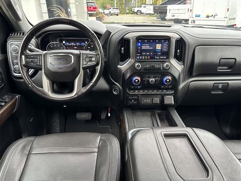 Used 2020 GMC Sierra 2500 Denali w/ Denali Ultimate Package image 11