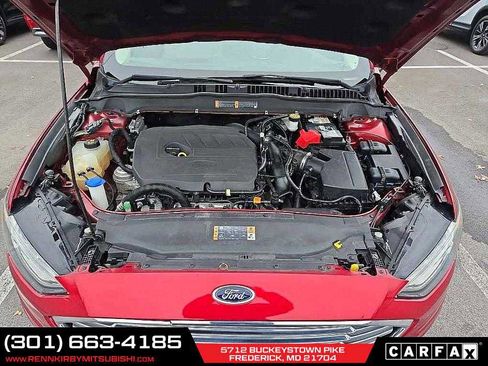 Used 2017 Ford Fusion SE w/ Fusion SE Technology Package image 29