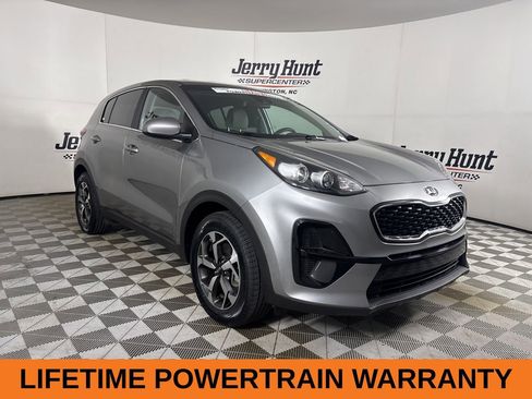 Used 2022 Kia Sportage LX FWD image 4