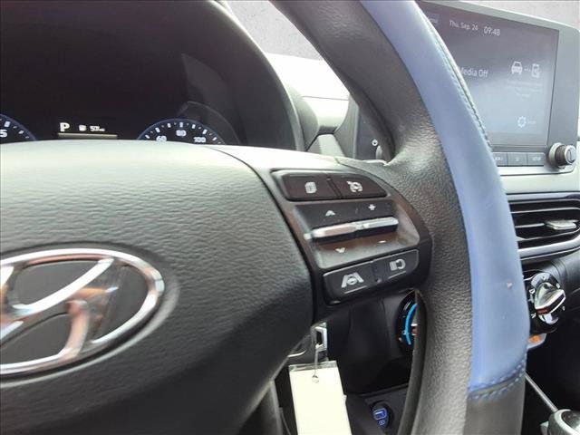 Certified 2022 Hyundai Kona SE FWD image 11