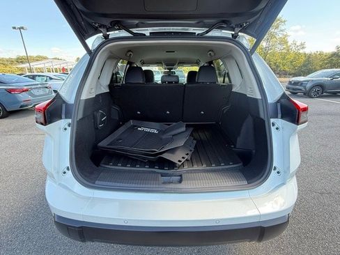 New 2026 Nissan Rogue SV w/ Rock Creek Premium Package image 17