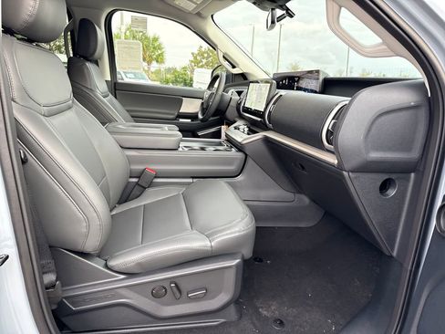 New 2026 Ford Expedition Max Active image 21