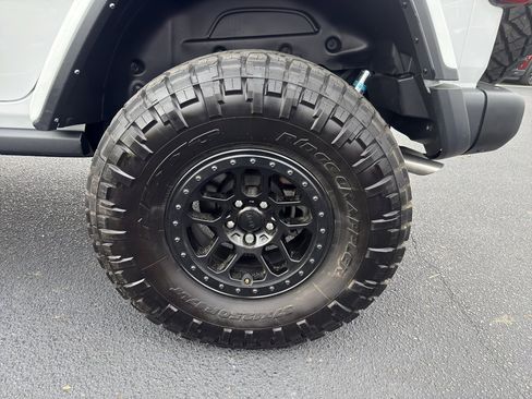 Used 2021 Jeep Wrangler Unlimited Rubicon image 10