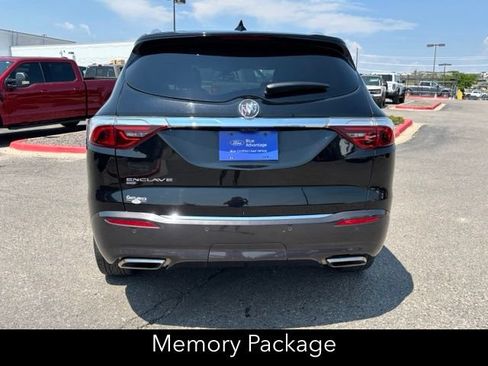 Used 2022 Buick Enclave Premium w/ Experience Buick Package AWD/4WD image 4
