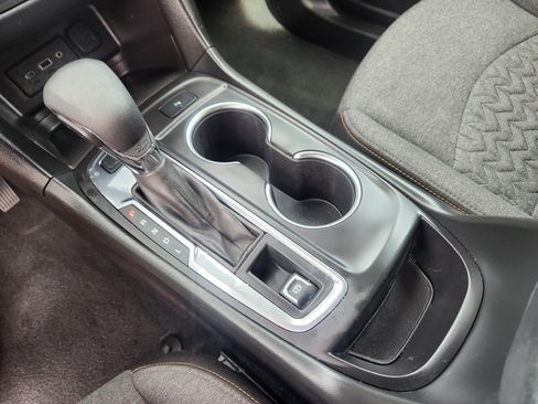 Used 2024 Chevrolet Equinox LT image 17