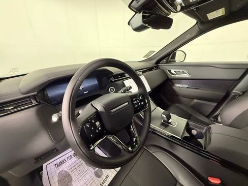 New 2026 Land Rover Range Rover Velar Dynamic SE image 9