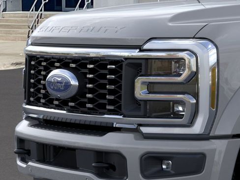 New 2026 Ford F450 Platinum w/ FX4 Off-Road Package image 17