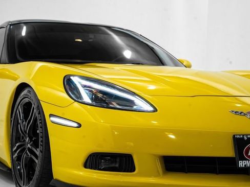 Used 2013 Chevrolet Corvette Coupe w/ 3LT Preferred Equipment Group image 14