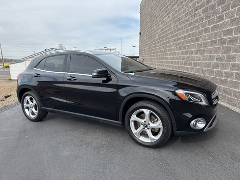 Used 2018 Mercedes-Benz GLA 250 4MATIC image 1