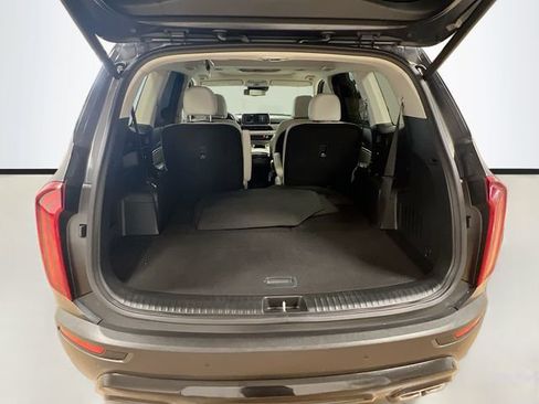 Certified 2022 Kia Telluride EX w/ EX Premium Package image 28