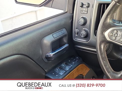Used 2018 Chevrolet Silverado 1500 LTZ w/ LTZ Plus Package AWD/4WD image 24