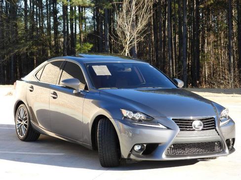Used 2015 Lexus IS 250 Premium w/ Premium Package image 5