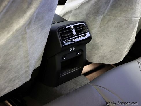 New 2026 BMW 530i xDrive image 14