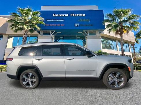 New 2026 Jeep Grand Cherokee L Limited w/ Trailer Tow Package RWD image 4